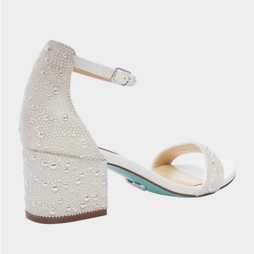 Mari Ivory Heel | Blue x Betsey Johnson